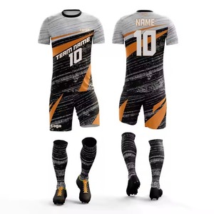 Ensemble de maillots de football sublimation personnalisé imprimé uniforme pour les clubs - Product Image 5