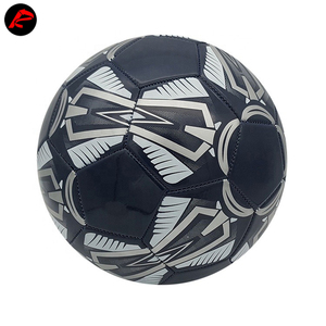 Ballon de football de taille officielle de football d'entraînement de vente chaude avec le football imprimé par logo personnalisé Football promotionnel - Product Image 5