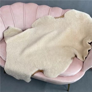 Peau de mouton naturelle Peau d'agneau d'animal en fourrure de cuir - Product Image 3