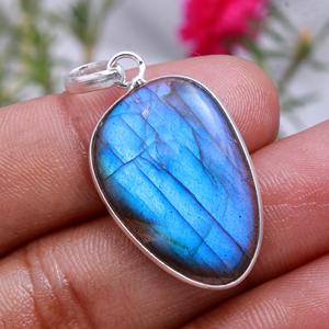 Pendentif recouvert de corde en labradorite, pierre précieuse lune et soleil, pendentif flash violet, pierre marquise plaquée or 18k - Product Image 1