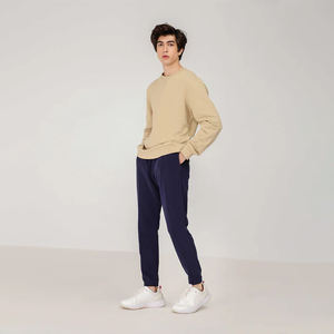 Pull-over en coton brodé avec logo personnalisé Sweat-shirt à col rond avec peinture bouffante pour hommes Sweats à capuche ODM pour l'hiver à bas prix - Product Image 3