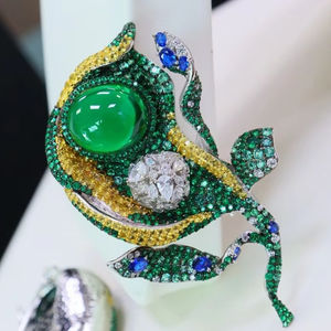 Bijoux fantaisie Broche de luxe délicate en argent sterling 925 pour femme - Product Image 1