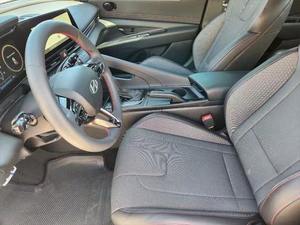 Elantra Aspire FWD usado cuidadosamente con asientos de cuero ACC Control de crucero - Product Image 4