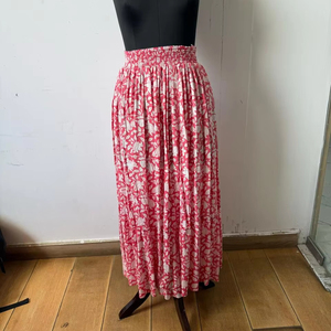 กระโปรงพลัสซาผ้าซาตินเอวยางยืดสำหรับผู้หญิง พิมพ์ลายลำลองใส่ได้ทุกวันในฤดูร้อน พร้อมกระโปรงยาวปักลาย - Product Image 1