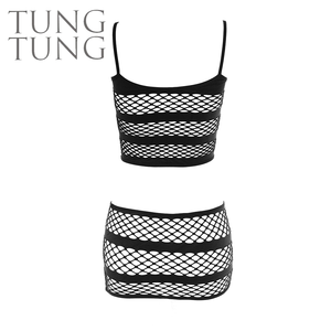 Conjunto de lencería sexy con tirantes finos, top con estampado a rayas y minifalda, hecho en Taiwán - Product Image 3