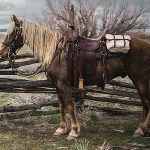 Sacs de selle de cheval en cuir élégants avec logo personnalisé créé pour la durabilité et le confort du cavalier adapté au vrac en gros - Product Image 3