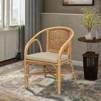 Fauteuil en rotin Abyan à succès, design capitonné, modulaire, qualité supérieure, siège confortable, style moderne pour chambre et salle à manger