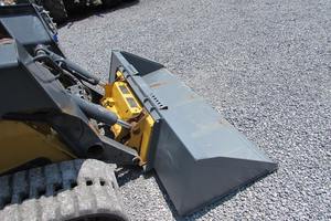 2022 333G Skid Steer Loader una muy buena máquina con componentes de núcleo de bomba de cojinete de motor de oruga - Product Image 4