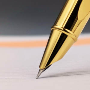 Bolígrafo de Acero de Damasco de Lujo con Agarre Cómodo para Uso Diario en la Oficina y Profesional - Product Image 3