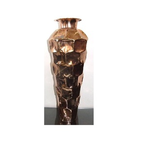 Florero de diseño a la moda, suministros directos de fábrica, macetero de Metal, jarrones creativos de diseño para sala de estar y boda - Product Image 1