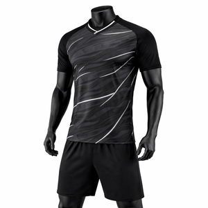 Conjunto de Camiseta de Fútbol Personalizada para Hombre, Negra, con Estampado por Transferencia de Calor, Manga Corta, Absorbe la Humedad, Transpirable, Cuello en V, Ajuste Atlético, 100% - Product Image 1
