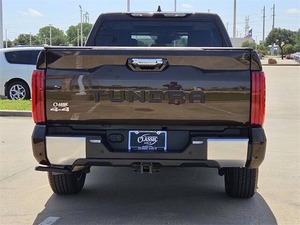 โตโยต้า ทันดรา ลิมิเต็ด รุ่นมาตรฐานปี 2023 - Product Image 3