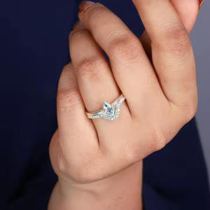 แหวนพลอยสีฟ้าตัด925เงินสเตอร์ลิงดีไซน์ไม่ซ้ำใครแหวนปาร์ตี้งานแต่งงานโรแมนติกอินเทรนด์ผู้หญิงขายส่งจำนวนมาก - Product Image 4
