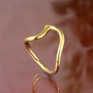 INS Popular 18K chapado en oro ondulado Twist V abierto Ajustable anillos para mujer joyería al por mayor - Product Image 5