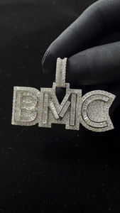 Colgante de diamante de Plata de Ley 925 con inicial personalizada de alto pulido con juegos de estilo Hip Hop Baguette VVS/D para uso diario y festivo - Product Image 6