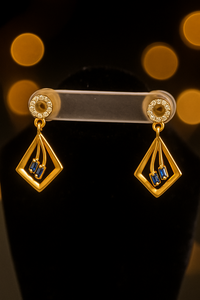 Collier de mariage vintage Western plaqué or avec boucles d'oreilles assorties - Product Image 2