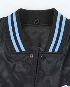 Classic Bulls Jackets con Modern Varsity Jacket para hombre Iconic Chicago Jacket - Product Image 5