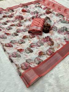 Tissu de crêpe en coton avec une belle impression de style Kalamkari HD Trending Bentex Zari Weaving Border pour les occasions de fête - Product Image 5