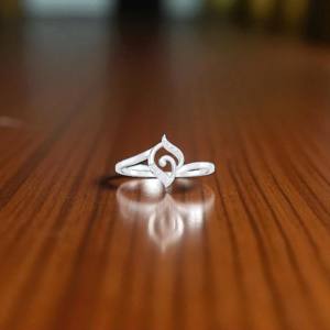 แหวนทองคำแท้10K/14K ลายดอกไม้ VVS-VS เพชรโมอิส E-F กะรัต/0.03กะรัตดีไซน์แอบสแตรกต์/18K - Product Image 5