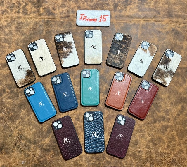 New Arrival Stylish Pattern Real Genuine Leather Phone Case Personalized Vintage Luxury High Quality Phone 15 Mobile Phone Cover