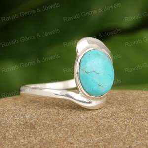 Meilleure vente 8x12mm naturel Arizona Turquoise pierre précieuse ovale Cabochon fait à la main 925 argent lunette ensemble anneau bijoux fins pour les femmes - Product Image 3