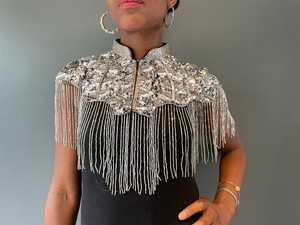 Cape Burlesque élégante avec des paillettes de brins perlés Belle silhouette droite Attache le cou Enveloppe de fête pour les occasions de club - Product Image 2