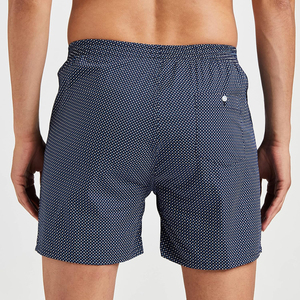 Moda de verano Venta caliente nueva Venta caliente Algodón Hecho Peso ligero Hombres Pantalones cortos Transpirable Loose Fit Pantalones cortos más vendidos para hombres - Product Image 5