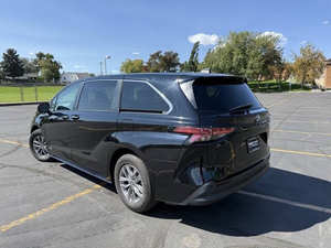 Assez utilisé 2021 To-yo-ta Sie-nna - Product Image 3