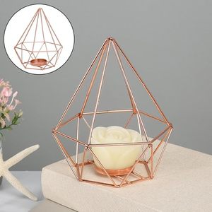 Bougeoir de Noël en métal plaqué or pour décoration de la maison, bon design, fait à la main - Product Image 2