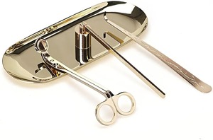 Ensemble d'éteignoir de bougie fabriqué à la main Collection d'outils d'extincteur de bougie pour les amateurs de bougies à la maison - Product Image 1