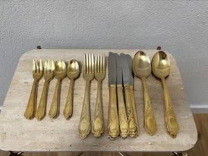 Ensemble de couverts en laiton vintage au design tendance pour une expérience culinaire parfaite pour les maisons traditionnelles et les dîners luxueux - Product Image 4