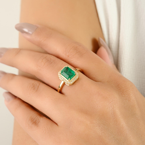 Productos de Venta caliente 14K oro amarillo sólido Octágono corte esmeralda y Diamante piedra preciosa natural Halo anillo personalizado joyería a granel - Product Image 2