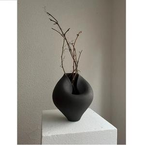 Design idéal pour la décoration intérieure Vase et vase à fleurs en or Fait à la main Personnalisé Meilleur décor d'intérieur et design fait à la main - Product Image 6