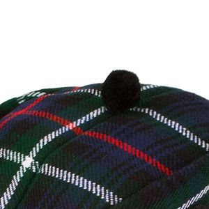 Casquette traditionnelle écossaise Glengarry avec nœud latéral à queues de ruban et conception structurée en laine pour vêtements de cérémonie Casquettes Glengarry à vendre - Product Image 5