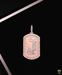 Offre Spéciale Hip Hop Style Moissanite Diamant Lettre Pendentif Flashy Bijoux Personnalisés pour Swag Urbain Disponible pour L'approvisionnement Dans Le Monde Entier - Product Image 2