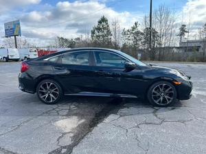 ฮอนด้า ซีวิค สปอร์ต ปี 2019 ขับเคลื่อนล้อหน้า ซีดาน เทอร์โบชาร์จ ออโตเมติก เบาะหนัง หลังคาพาโนรามิก ไฟหน้า LED ขับเคลื่อนล้อหน้า ขาย - Product Image 2