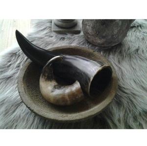 Auténtico Vaso Vikingo para Beber, Cuerno Natural, Estilo Medieval - Product Image 3