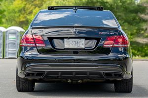Excelente estado, Mercedes-Benz E63 S AMG Sedán 2015 usado, 46 mil millas. - Product Image 5
