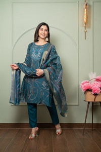 Ensemble Kurti indien décontracté en trois pièces, style A, design imprimé élégant, ensemble Kurti ethnique en trois pièces pour femmes pour un usage quotidien - Product Image 4