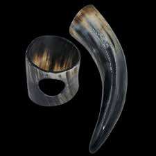 Viking Drinking Classic Corne à boire médiévale Événements historiques Célébrations parfaites Tasses à corne à boire durables et historiques - Product Image 6