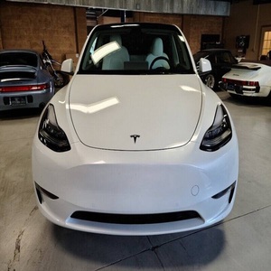 Tesla Model Y 2022 en Perfecto Estado - Product Image 1