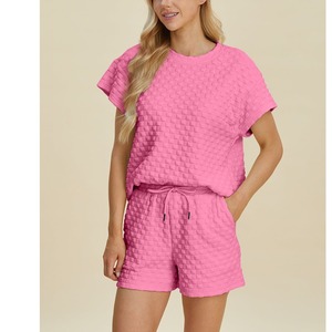 Conjunto de Camiseta de Manga Corta y Pantalones Cortos de Talla Grande con Logotipo Personalizado de Alta Calidad 2025, Ropa de Salón de 2 Piezas para Mujer de BD - Product Image 6