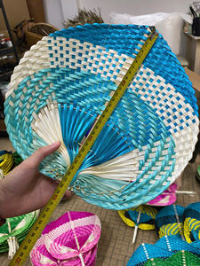 Ventilador de mano de bambú hecho a mano para el verano y regalos culturales hechos en Vietnam - Product Image 3