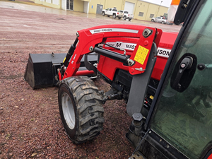Mini Tractor Agrícola Massey Ferguson con Cargador GC 1723E 1725M 1835E 2860M FL2611 2850M 6120M 2860E 4x4 WD Nuevo/Usado - Product Image 6