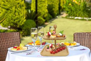 Bandeja de servicio decorativa de bambú cuadrada hecha a mano de calidad superior con 2 niveles de uso en fiesta de boda y decoración de vacaciones Tet - Product Image 2