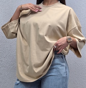เสื้อยืดคอกลมผ้าฝ้าย100% ขนาดใหญ่พร้อมการพิมพ์สีสันสดใสและการออกแบบปักลายแบบกำหนดเองรูปแบบทึบบริการ OEM & ODM - Product Image 5