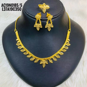 Nuevo Collar corto de moda con pendientes 18K chapado en oro joyería de un gramo para mujeres diseño en línea - Product Image 1