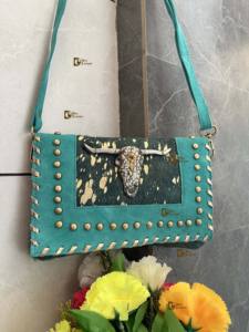 Western Style Crossbody <b>Handbag</b> Metallic Fur <b>Leather</b> with Steer Carving Sling Purse Cross-shaped Shopping Bag - Product Image 5