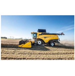 Achetez cette nouvelle moissonneuse-batteuse New Holland CX7090 dotée d'un réservoir à grain de 10 500 litres, d'une protection dynamique contre les pierres et de fonctions intelligentes. - Product Image 2