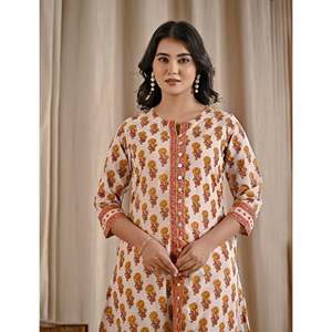 Kurti Aline de Algodón Estampado con Bloques Butti Blanco y Amarillo, Ropa Regional - Product Image 1